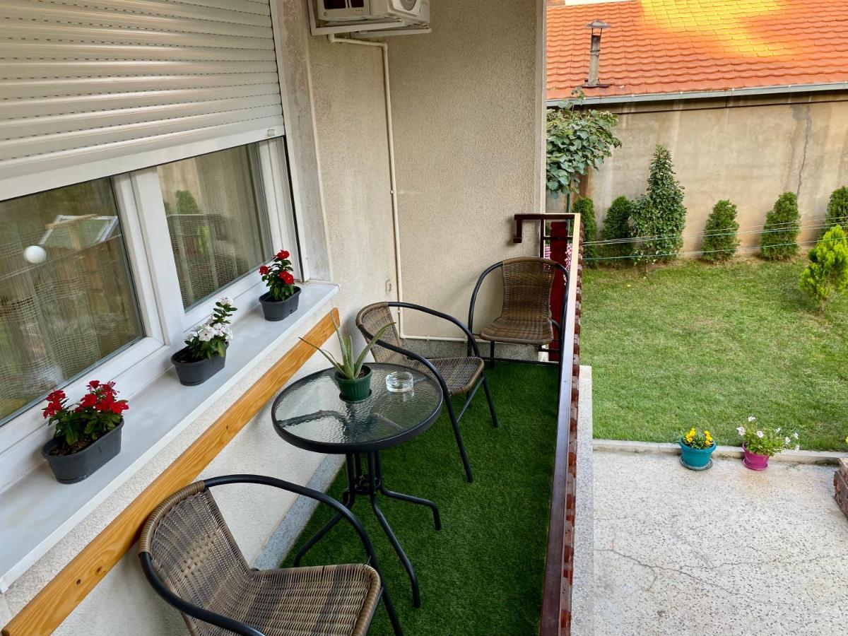 Apartment "Jona " Ni Exterior foto